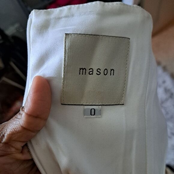 MASON - Picture 12 of 16